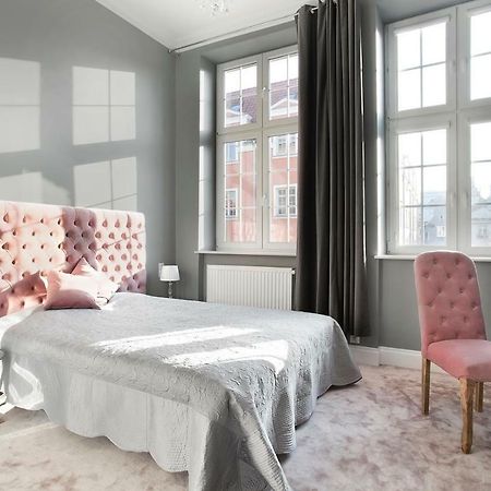 Apartament Mariacka Appartamento Danzica Esterno foto