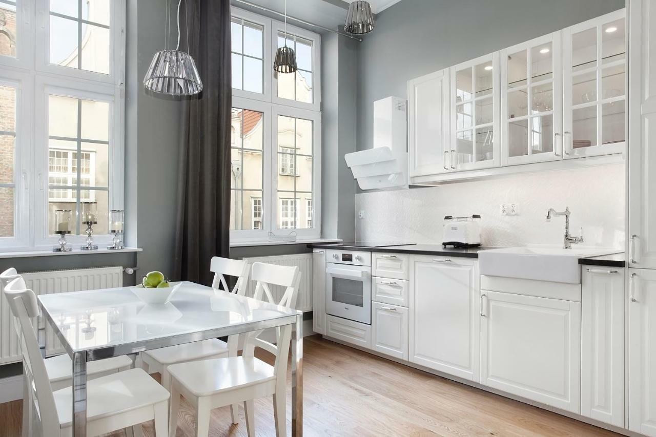 Apartament Mariacka Appartamento Danzica Esterno foto